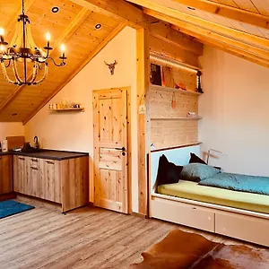 Game Changer Hof Apartment